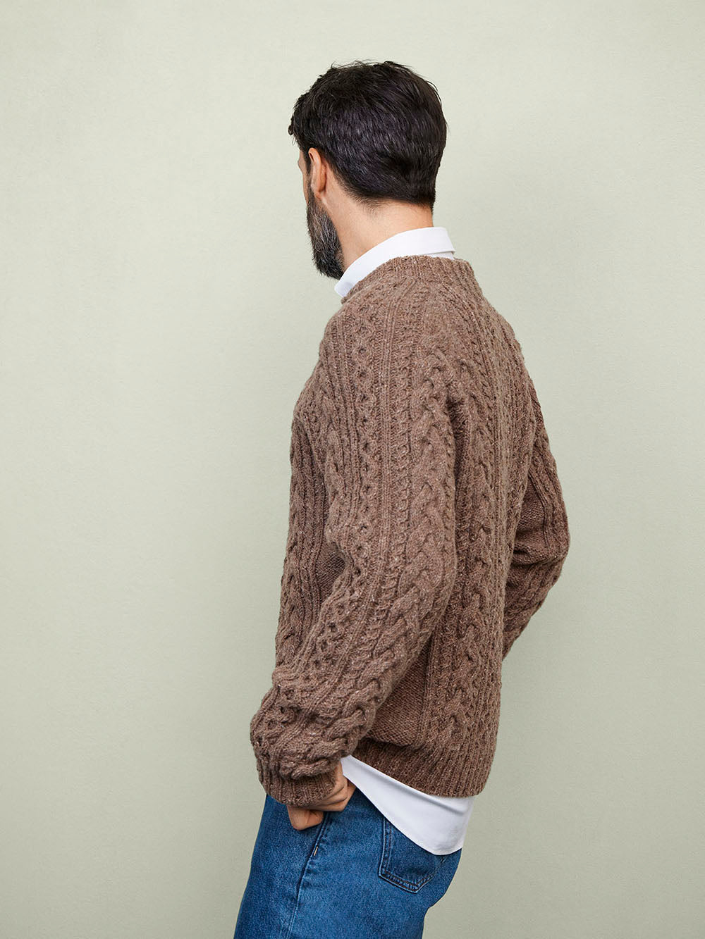 2214 Tweed
