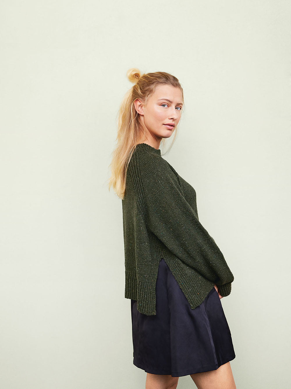 2214 Tweed