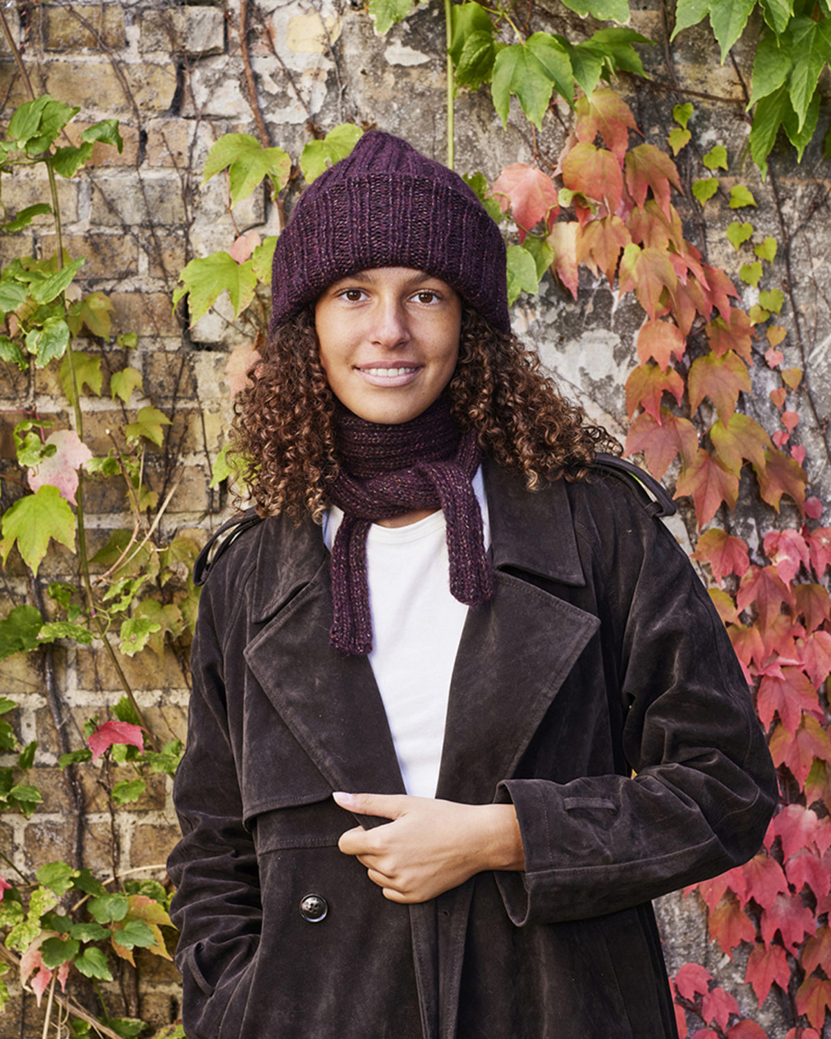 892521 Mössa och Halsduk i resårstickning