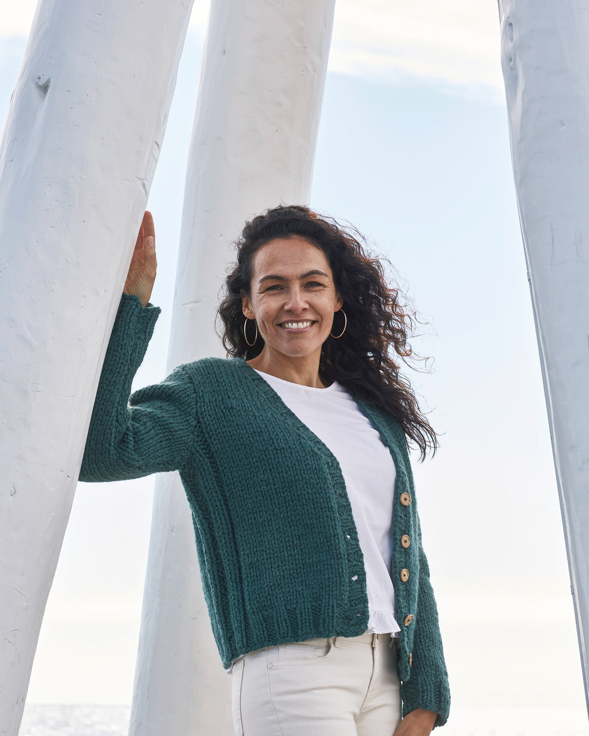 899409 Kort kofta med resår i sidorna