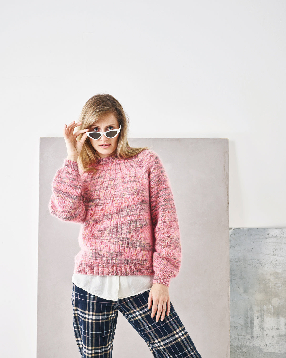 890805 Klassisk raglan sweater