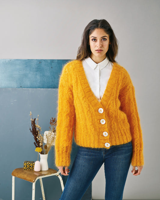 893254 Lätt lös cardigan med hålmönster