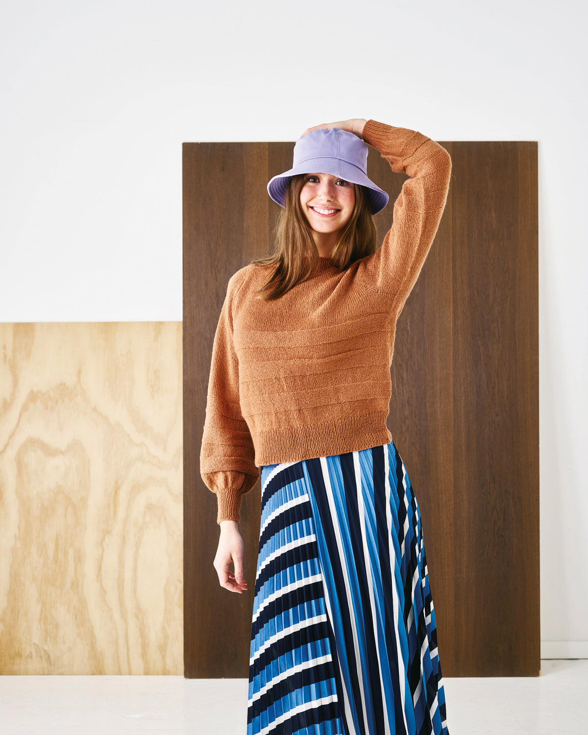 893637 Lös sweater med ballongärmar